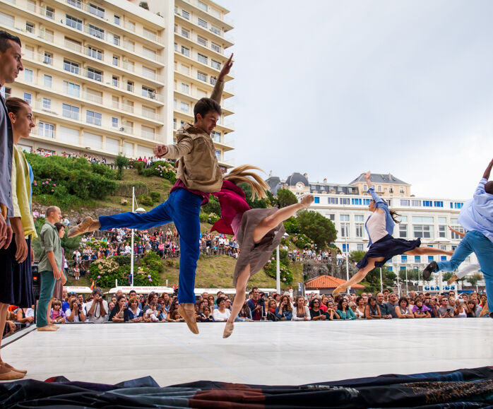 2 horizon danse . Cp Johan morin